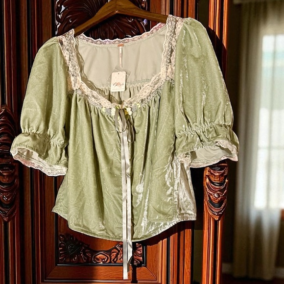 Free People Victorian Velvet glam - Picture 2 of 14